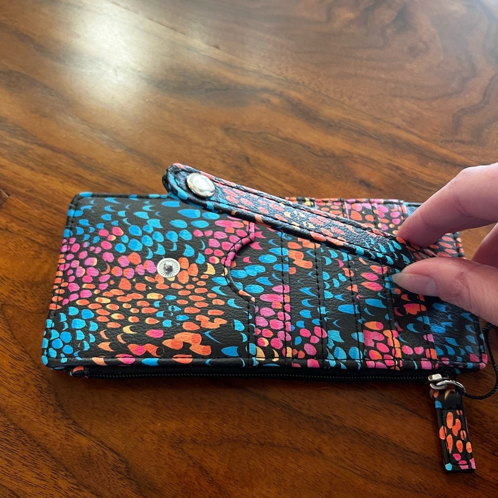 CLEARANCE Women’s Multi-Colored Snake Design Card Holder! - Picture 6 of 8